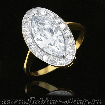 Jewelry shop, Gold ring with zircons